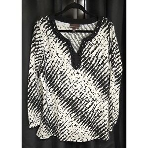 Dana Buchman Women's Long Sleeve Tunic XL VNeck Top Black & White w/Black Jewels